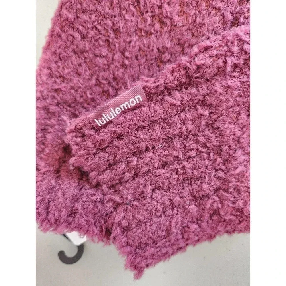NWT Lululemon Women's Ombre Knit Textured Mittens Size M/L Red Merlot